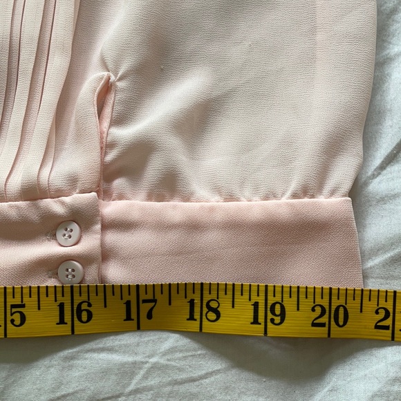 🎉 HOST PICK 🎉 NWOT  French Connection Baby Pink Chiffon Blouse, Size 10 - Picture 15 of 16